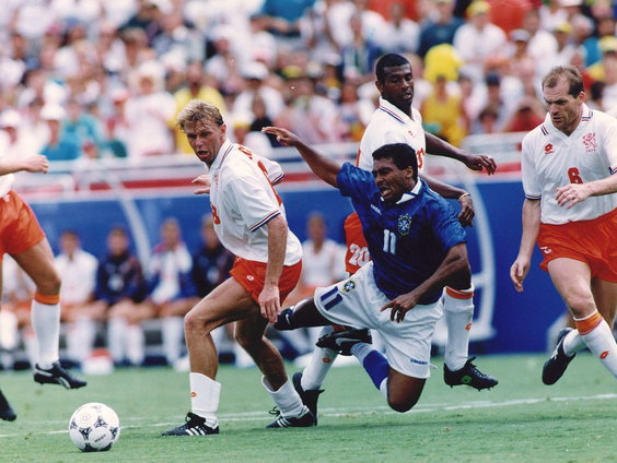 Vliegincidenten, ruzie om een potje kaarten en chaos rondom Oranje: Zo verliep het WK in 1994