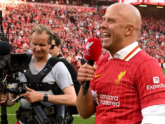 Het Liverpool van trainer Arne Slot wint Premier League