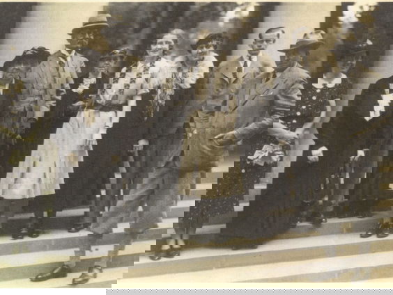 Literatuur voor bij óf in het Haardvuur: Amoene van Haersolte