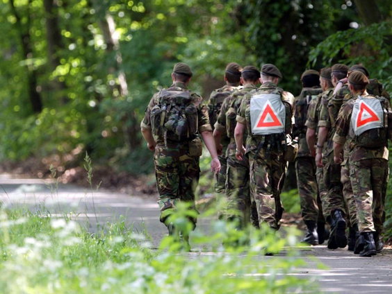 Hoe komt defensie aan voldoende personeel? De maatschappelijke diensttijd helpt