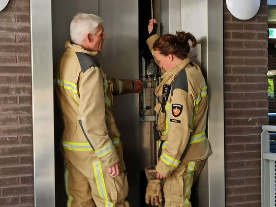 Duizenden keren per jaar vast in de lift: brandweer vaak in actie