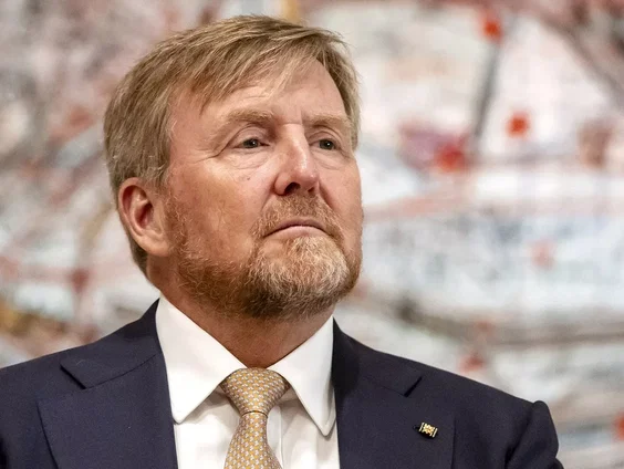 Hoe verhouden de koloniale Oranjes zich tot andere monarchieën?