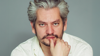 De bovenste plank van acteur en gameliefhebber Maarten Heijmans