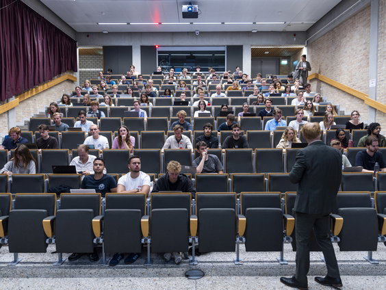 Het panel van De Rode Draad: kansenongelijkheid in het onderwijs