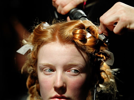 Hoe kunnen kappers ingezet worden om huiselijk geweld beter te herkennen?