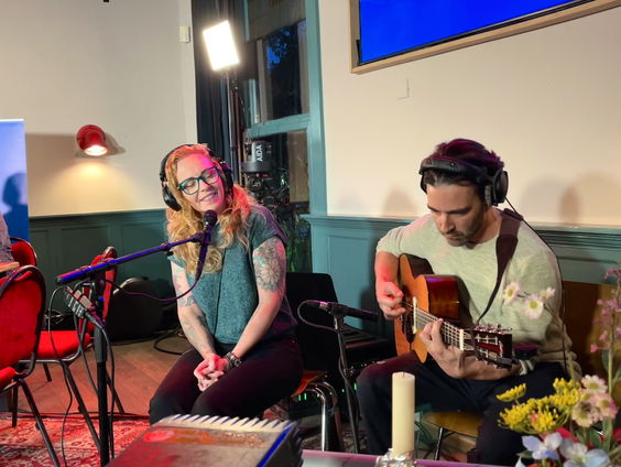 Anneke van Giersbergen speelt live in Oss