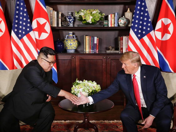 Terug naar Toen: Trump bezoekt Noord-Korea