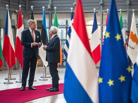 Monica Lam en Franny Parren over de uitbuiting van arbeidsmigranten door diplomaten