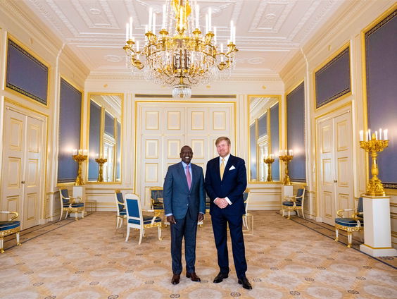 Lang niet alle Kenianen zitten te wachten op onze koning