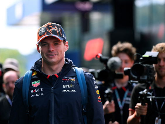 Max Verstappen mag geen f*ck zeggen. Terecht?