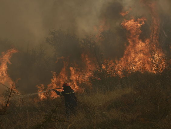 Waarom zijn er meer branden op het noordelijk halfrond?