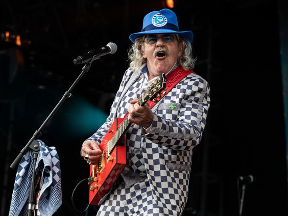 'Feesten als Wilde Beesten': boek over de fans van de band Normaal