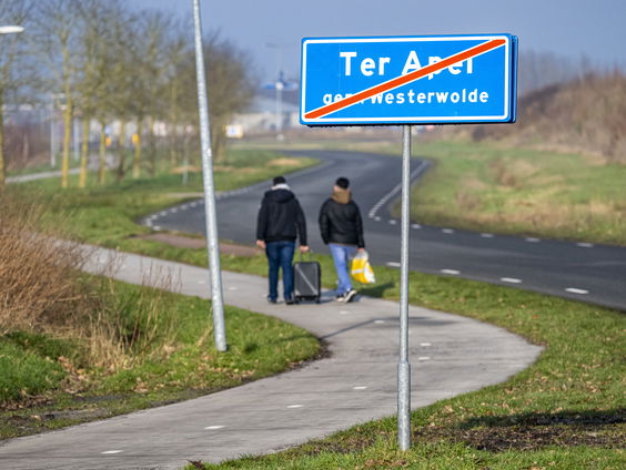 Ambtsberichten mogen niet geheim gehouden worden