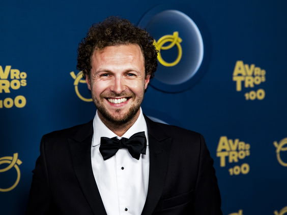 'Kopzorgen': Het belang van acceptatie voor mannen bij haaruitval