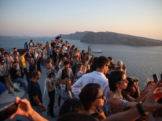 Waarom willen een aantal Griekse eilanden af van massatoerisme?