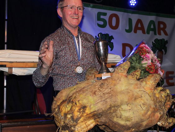 Monsterbieten door fanatieke telers: het bietenbal in de Noordkop