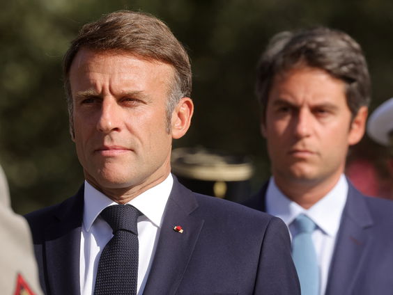 Franse President Macron wil een centrumregering