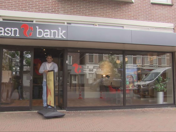 Ongeveer kwart van het aantal banen verdwijnt bij ASN