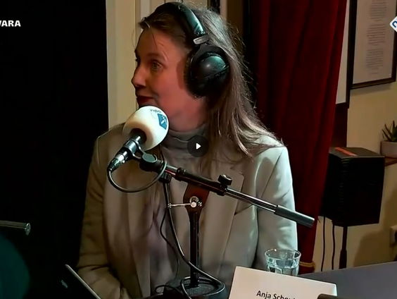 Burgemeester Schouten (gemeente Alkmaar) in 'De Verhoorwagen'