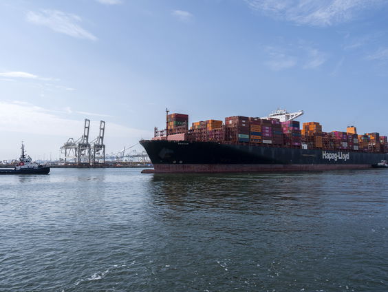 Moet de Rotterdamse haven niet beter beschermd worden?
