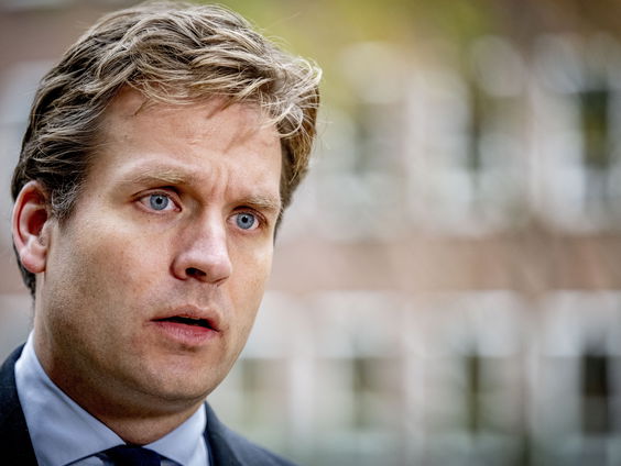 Karremans schort maatregelen tegen Nexperia op