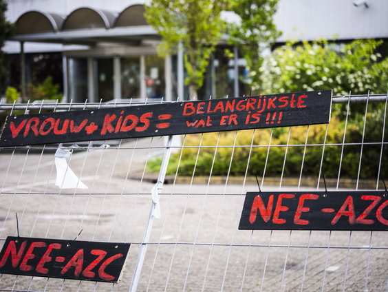 Zijn vrouwen terecht bang voor noodopvanglocaties?