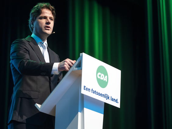 De terugkeer van het politieke midden