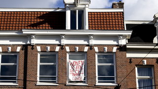 Welke oplossingen liggen er op tafel bij het woondebat in de Tweede Kamer?