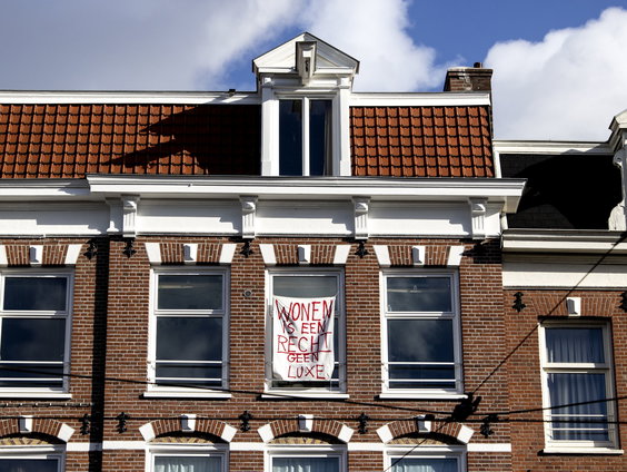 Welke oplossingen liggen er op tafel bij het woondebat in de Tweede Kamer?