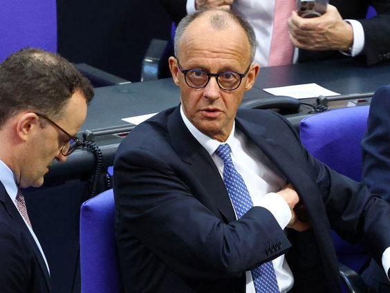 Friedrich Merz begint als bondskanselier met een kras