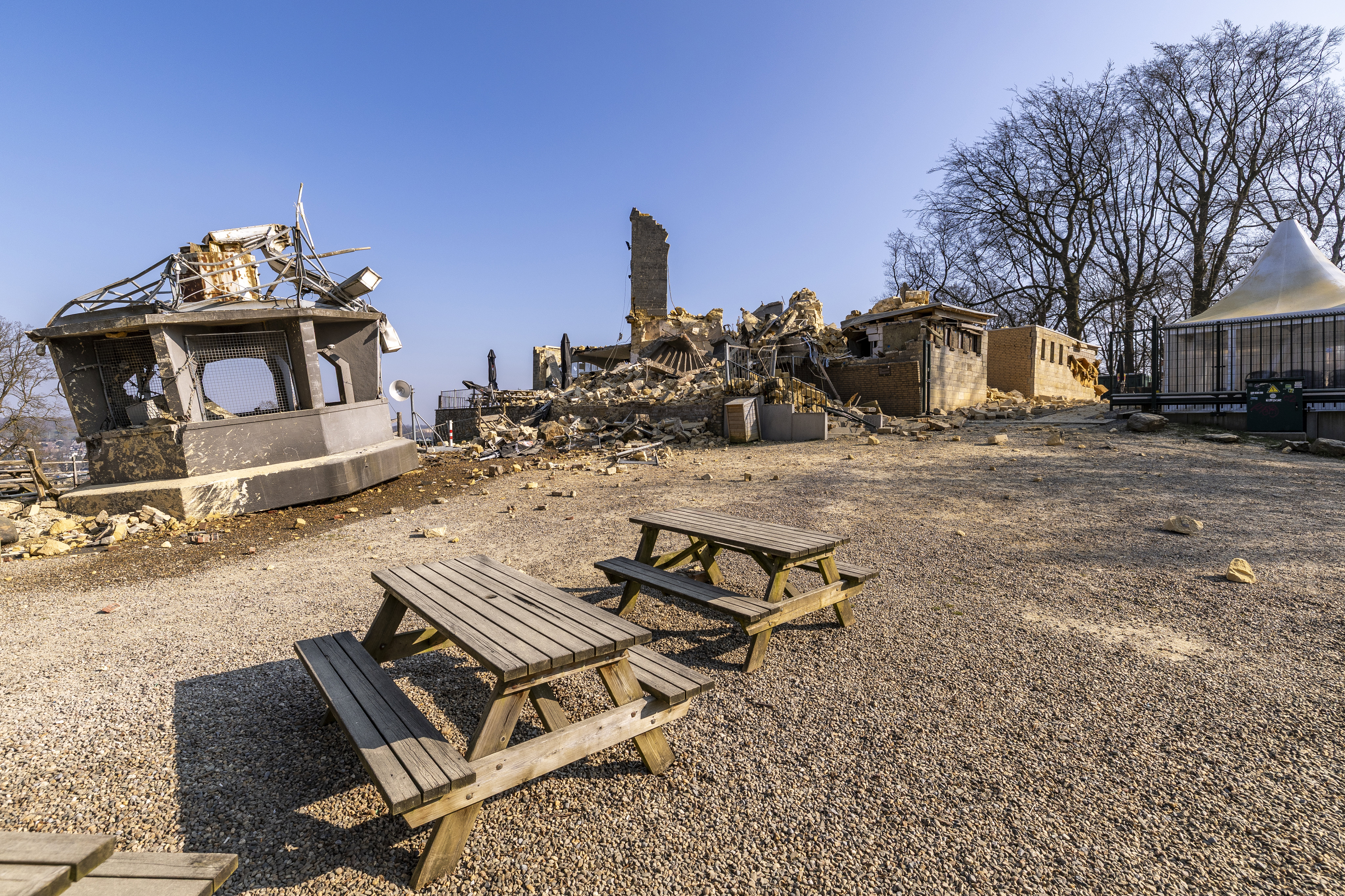 Verdriet in Valkenburg vanwege instorting Wilhelminatoren
