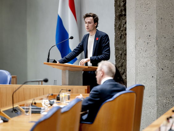 Onderwijsminister Bruins dreigt begroting niet door Kamer te krijgen