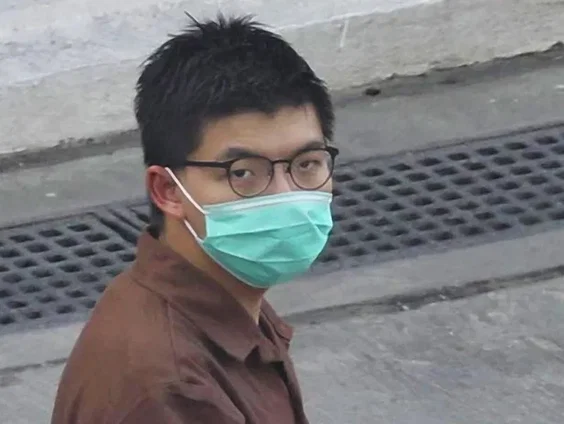 Joshua Wong, gezicht van pro-democratische protesten Hong Kong, bekent schuld