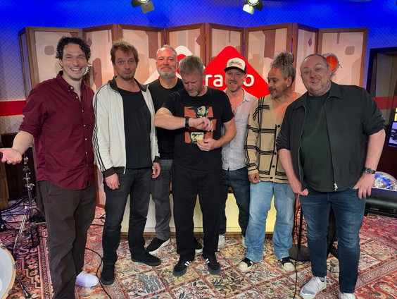 Racoon is te gast bij Daniel & Roelof Zijn al op!