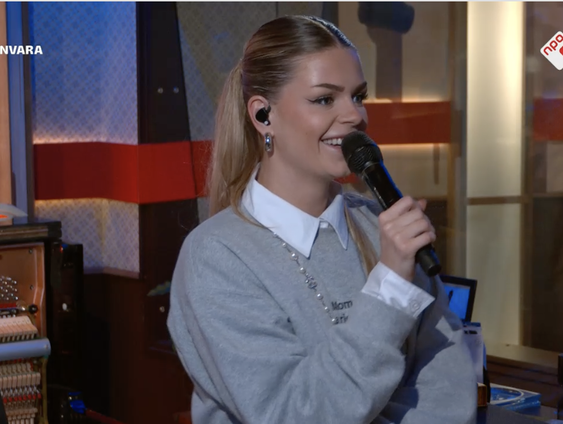 Davina michelle doet een ode aan de vrouw met haar nieuwe single