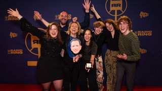 Carmen blikt terug op RadioRing winst: "Zo blij voor Bart"