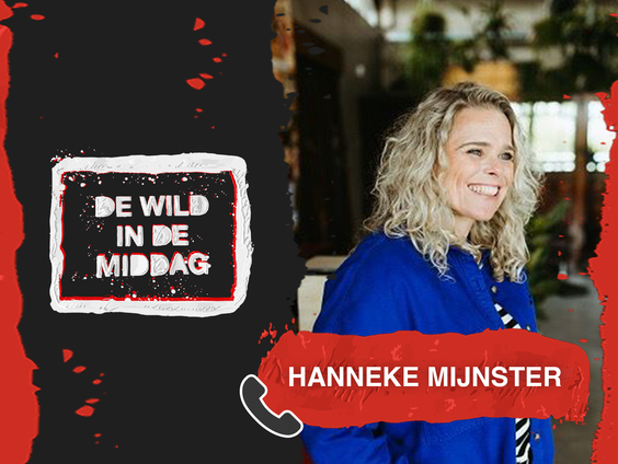 Hanneke Mijnster met haar boek over pubers: "Dit is geen opvoedboek, beloofd."