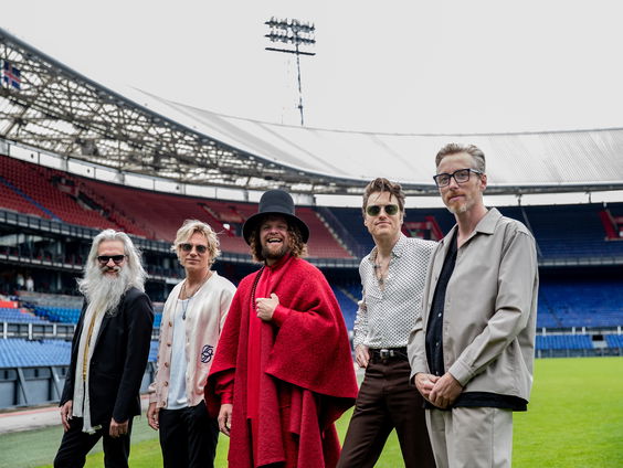 Bas van DI-RECT over De Kuip-concerten: "Hebben onze stoutste dromen waargemaakt"