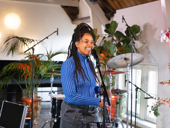 Shary-An over Pride: 'Pride is natuurlijk gewoon een protest met z’n allen'