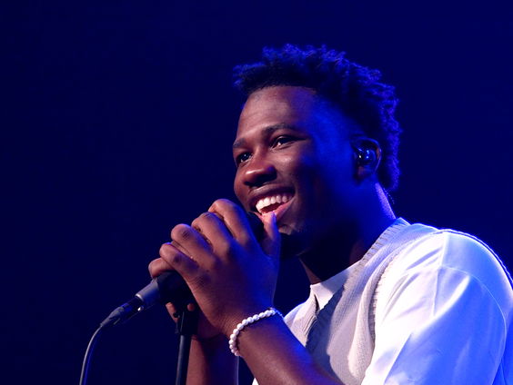 Claude - Fire | live in Muziekcafé