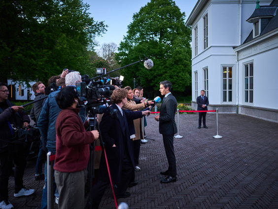 Joost Vullings over spoedoverleg na uit de hand gelopen protesten: 'Steun kleine gemeentes'