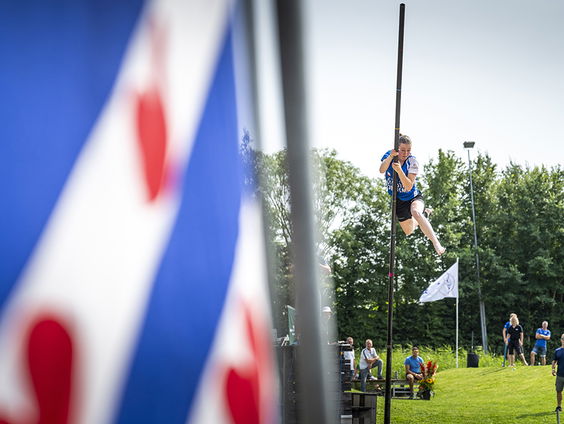 Hoe ruikt Friesland? Onderzoeker Inger Leemans wil lokale geur vastleggen