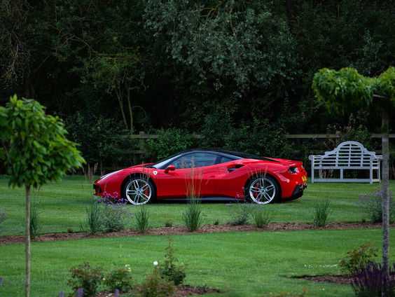 SV Borger zoekt aandacht voor Ferrari-winactie: "Nog 17.000 loten"