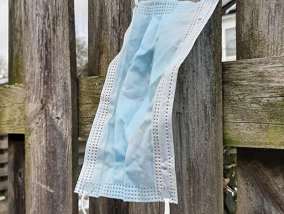 Documentairemaker Dirk Mostert over 'Het mondkapjesgoud'