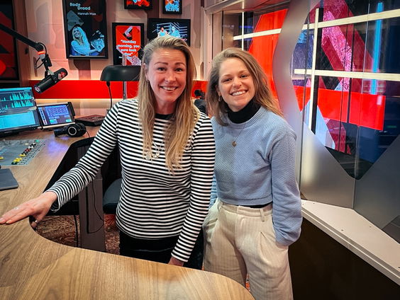 Annemieke spreekt WIDM?-25 afvaller #7