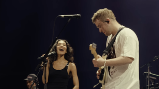 Rein Me In van Sam Fender en Olivia Dean is deze week NPO Radio 2 TopSong