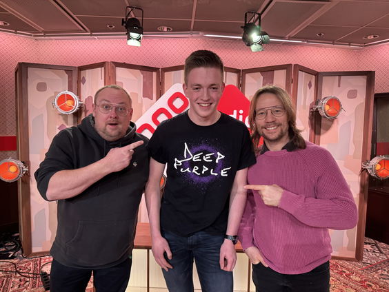 Lucas kent bijna de hele Top 2000 uit zijn hoofd!