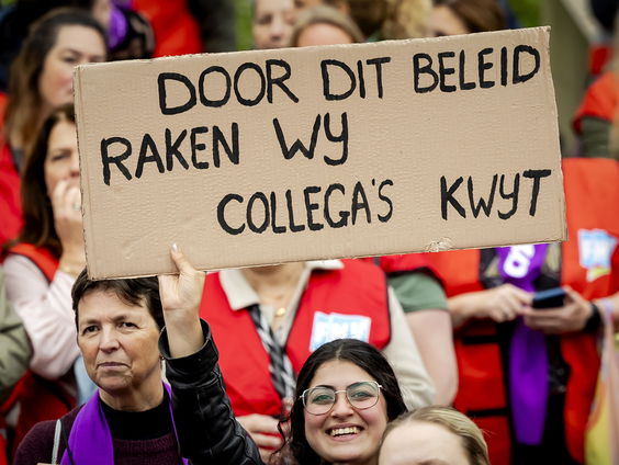 Ralph Smeets van FNV Handel over staking medewerkers apotheken: 'Werkdruk blijft maar stijgen'