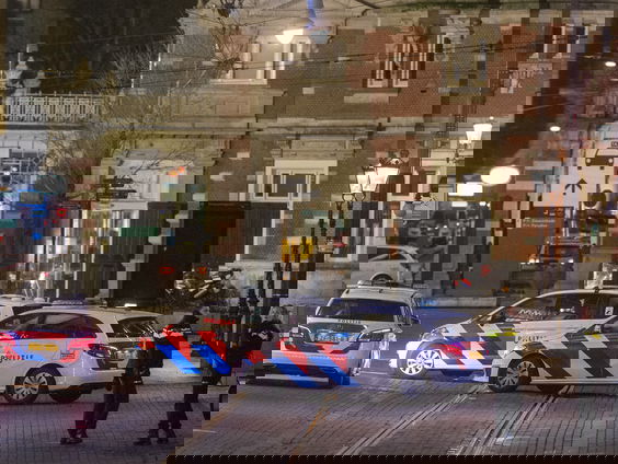 Alex was bij gijzeling Apple Store en reageert op film iHostage: "Helaas geen navraag gedaan"