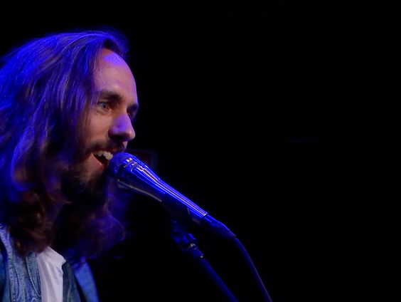 Tim Dawn - Don't Like Him On You | live in Muziekcafé